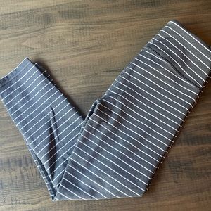 GapFit Blackout Stripe Leggings - Gray- Small